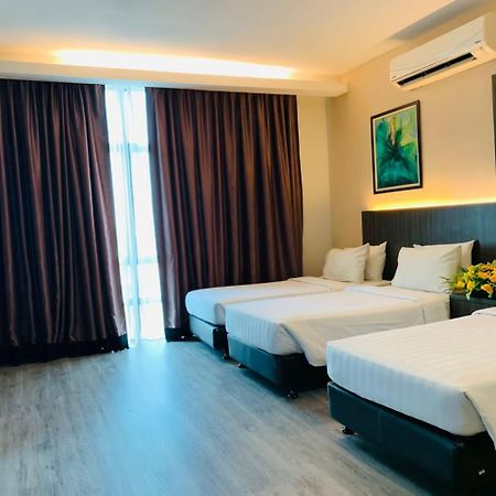 Holiday Villa Hotel & Suites Kota Bharu - Wakaf Che Yeh, Night Market Εξωτερικό φωτογραφία